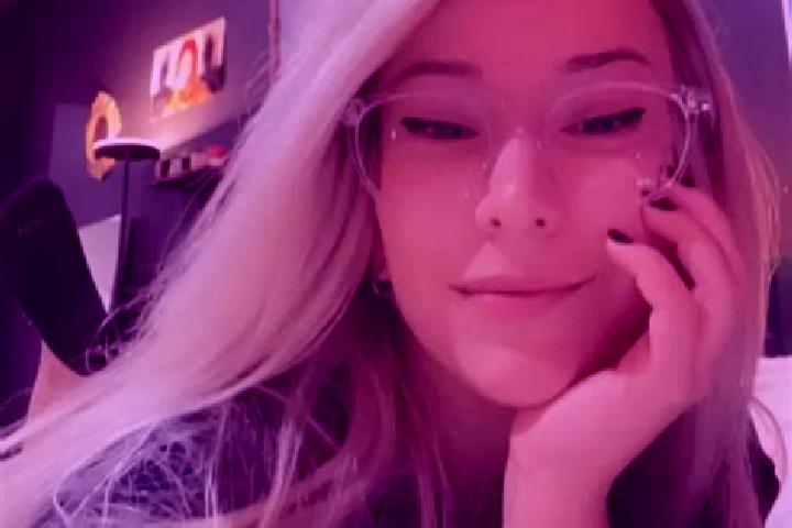 Emma, 30, a blonde amber-eyed mixed companion based in Indio Hills. Offering CIM, Roleplay, Duos, Tantra. Available for incall and outcall, day and evening d...