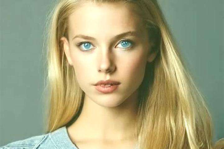 Emma, 30, a blonde grey-eyed ebony companion based in Kinugawa Onsen. Offering Girlfriend Experience, Overnight, GFE. Available for incall and outcall, overn...