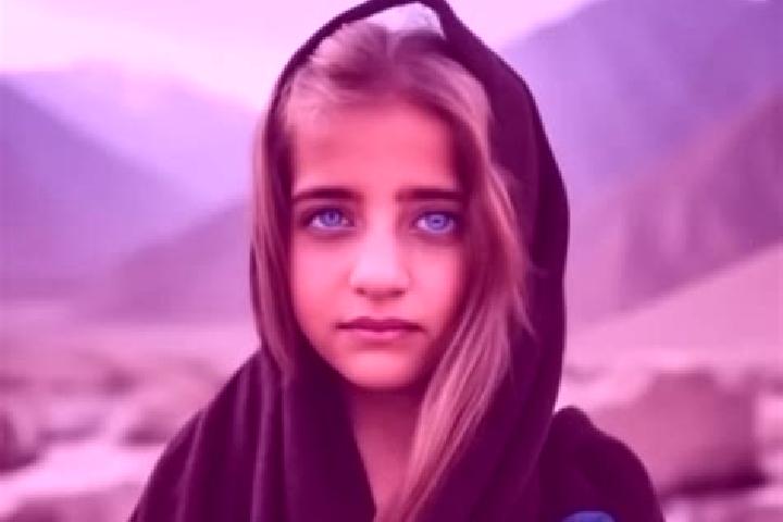 Emma, 30, a chestnut blue-eyed middle eastern companion based in Kinabhangan. Offering Party Girl, Prostate Massage, Domination, GFE, Erotic Massage. Availab...