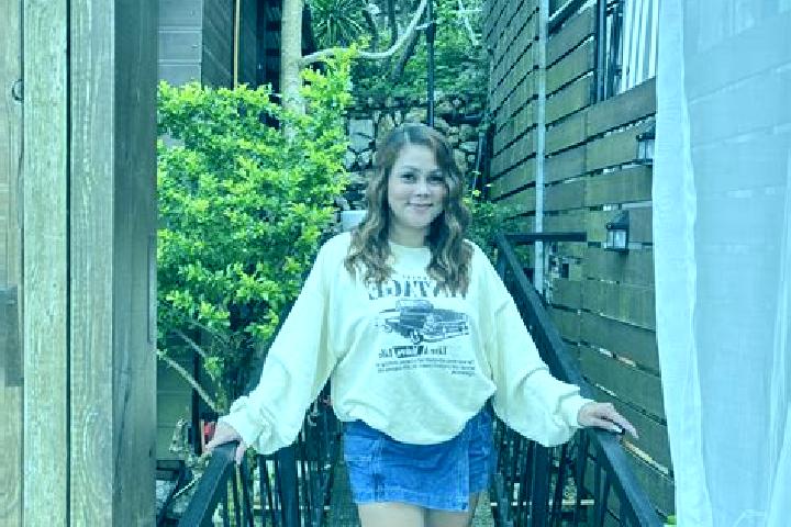 Emma, 30 — Escort in Anthon, France