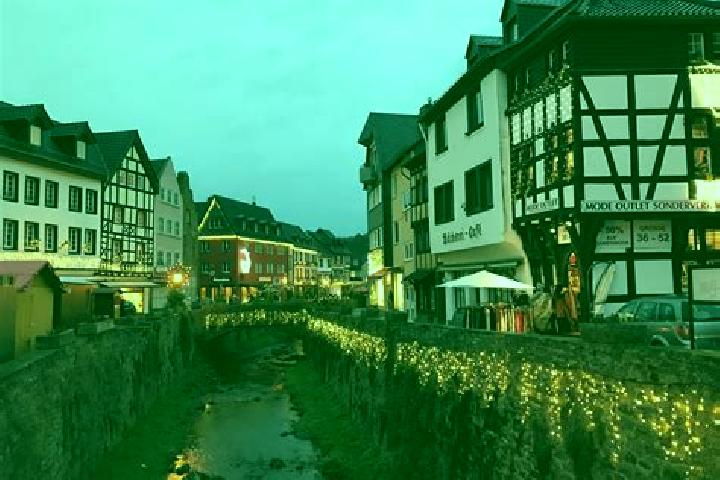 Emma, 30 — Escort in Bad Muenstereifel, Germany