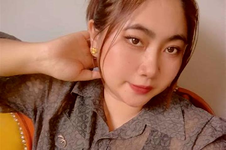 Emma, 30 — Escort in Hpakan, Myanmar