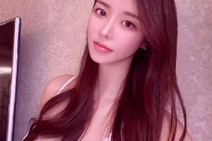 Emma, 30 — Escort in Lougang, China