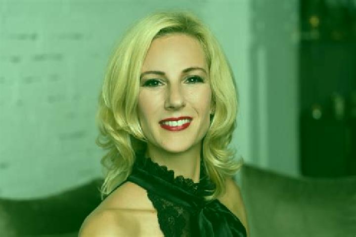 Emma, 30 — Escort in Monostorpalyi, Hungary
