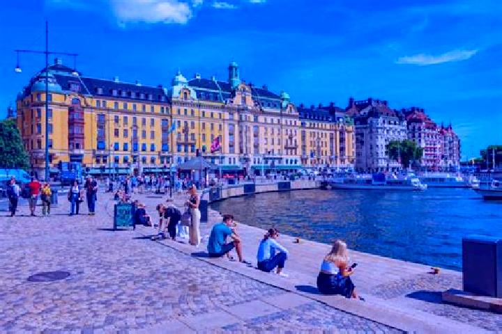 Emma, 30 — Escort in Smoegen, Sweden