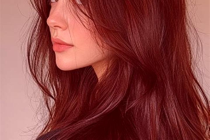 Emma, 31, a auburn brown-eyed ebony companion based in Slobozia. Offering Erotic Massage, Striptease, Deep French Kissing. Available for incall and outcall, ...
