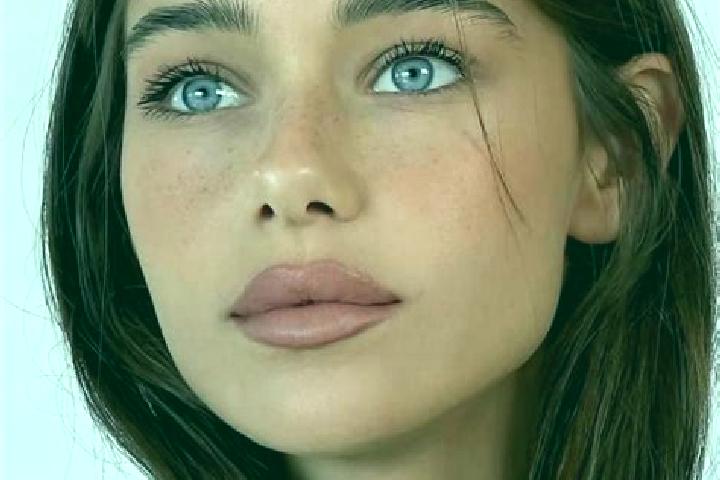 Emma, 31, a brunette brown-eyed middle eastern companion based in Whyalla Stuart. Offering Travel Companion, A-Level, Massage. Available for incall and outca...