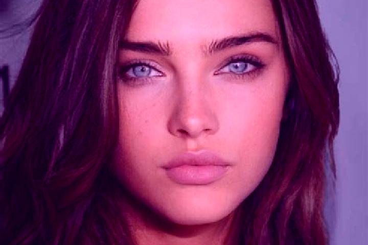 Emma, 31, a brunette grey-eyed caucasian companion based in Unidades Habitacionales. Offering Girlfriend Experience, Fetish, Striptease. Available for incall...