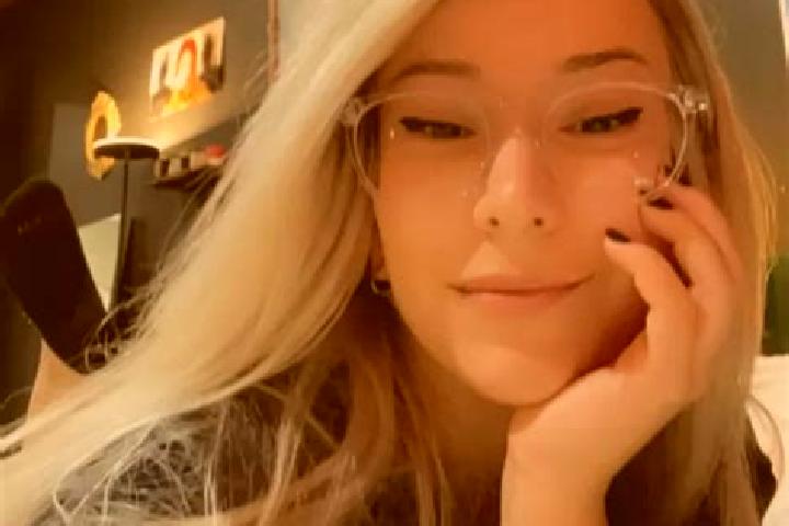 Emma, 31, a platinum blonde hazel-eyed caucasian companion based in Vilanova de Segria. Offering Overnight, OWO, Tantra. Available for incall and outcall, ov...