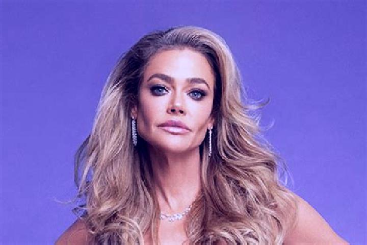 Emma, 31 — Escort in Denise, Brazil