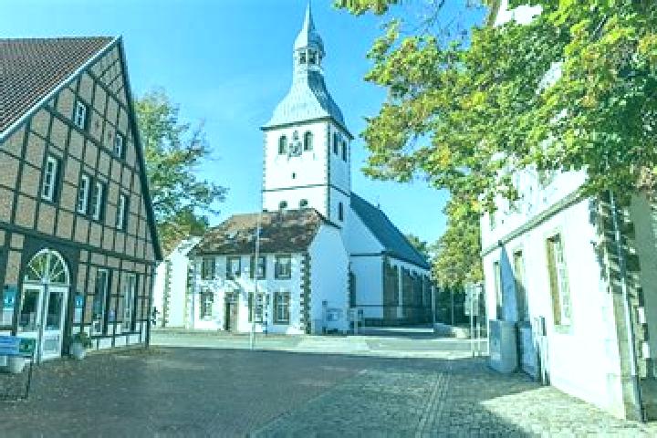 Emma, 31 — Escort in Hopsten, Germany