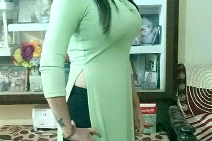 Emma, 31 — Escort in Kuti, Indonesia