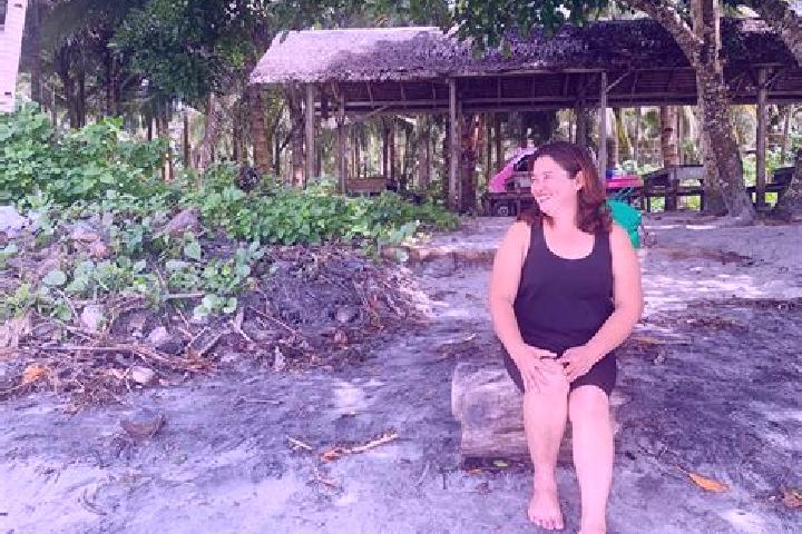 Emma, 31 — Escort in Maygatasan, Philippines