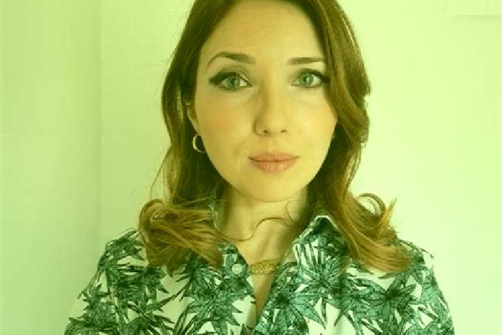 Emma, 31 — Escort in Monastero di Vasco, Italy