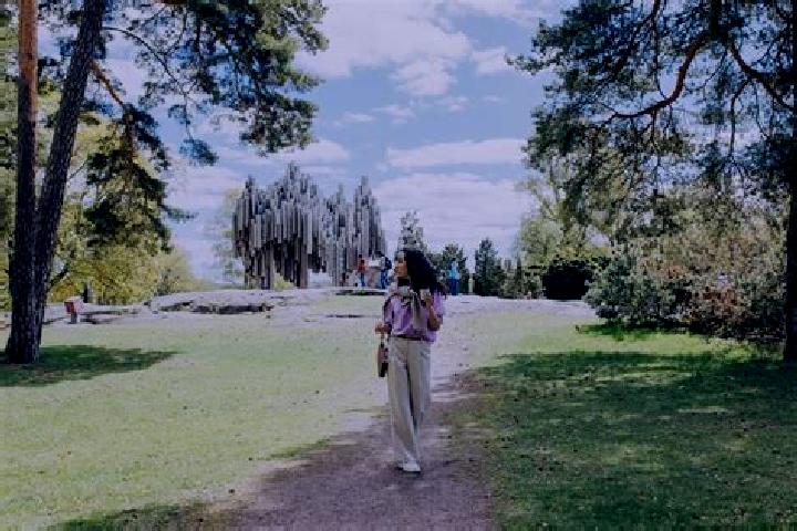 Emma, 31 — Escort in Pitaejaenmaeki, Finland