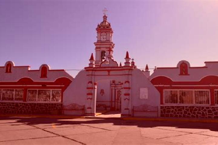 Emma, 31 — Escort in San Mateo Capultitlan, Mexico