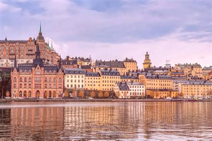 Emma, 31 — Escort in Sjomarken, Sweden