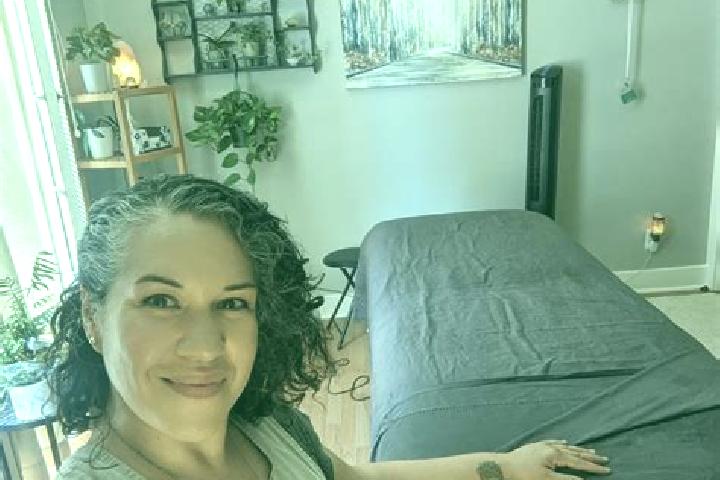Emma, 32, a black brown-eyed mediterranean companion based in Villeveyrac. Offering Overnight, Couples, Erotic Massage. Available for incall and outcall, day...