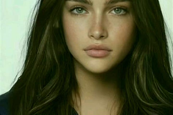 Emma, 32, a brunette dark-eyed caucasian companion based in Kaff al-Jaa. Offering Deep French Kissing, Massage, Erotic Massage, Striptease, CIM. Available fo...