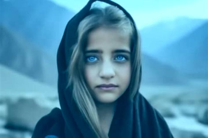 Emma, 32, a dark blonde dark-eyed middle eastern companion based in Tardets. Offering Deep French Kissing, Party Girl, OWO, CIM. Available for incall and out...