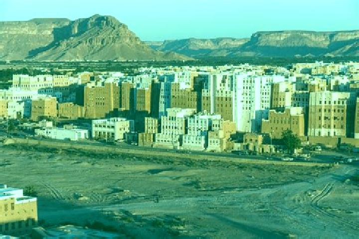 Emma, 32 — Escort in As Sararah, Yemen