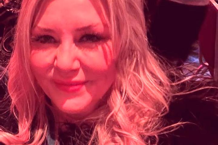 Emma, 32 — Escort in Caswell Hill, Canada