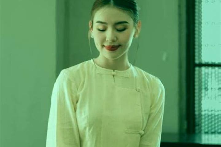 Emma, 32 — Escort in Dimawso, Myanmar
