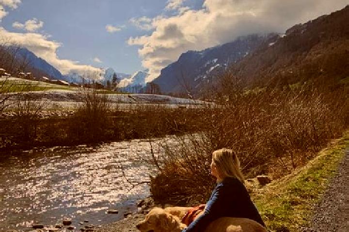 Emma, 32 — Escort in Haslen, Switzerland