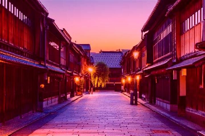 Emma, 32 — Escort in Higashi, Japan