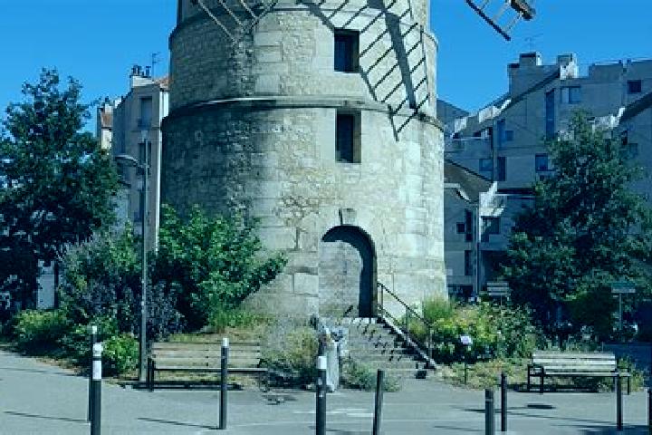 Emma, 32 — Escort in Ivry-sur-Seine, France