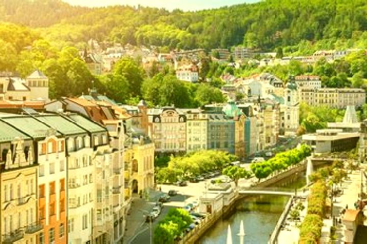 Emma, 32 — Escort in Karlovy Vary, Czech Republic