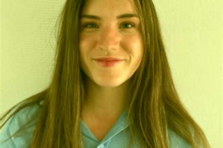 Emma, 32 — Escort in Le Fidelaire, France