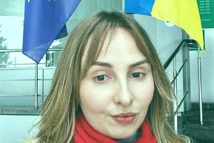 Emma, 32 — Escort in Nyvky, Ukraine