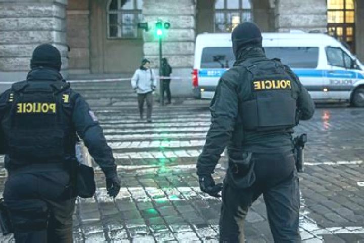 Emma, 32 — Escort in Police, Czech Republic