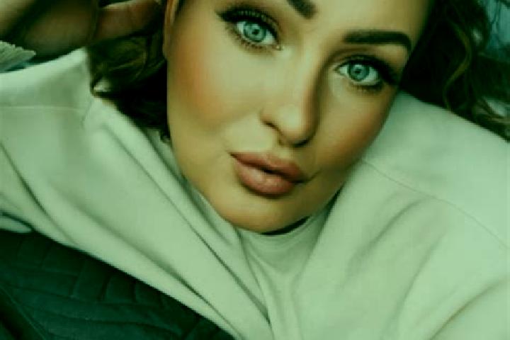 Emma, 32 — Escort in Redekin, Germany