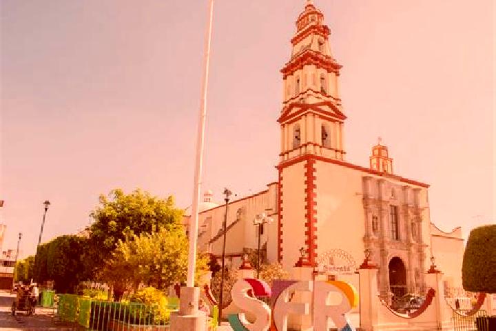 Emma, 32 — Escort in San Jose del Rincon, Mexico