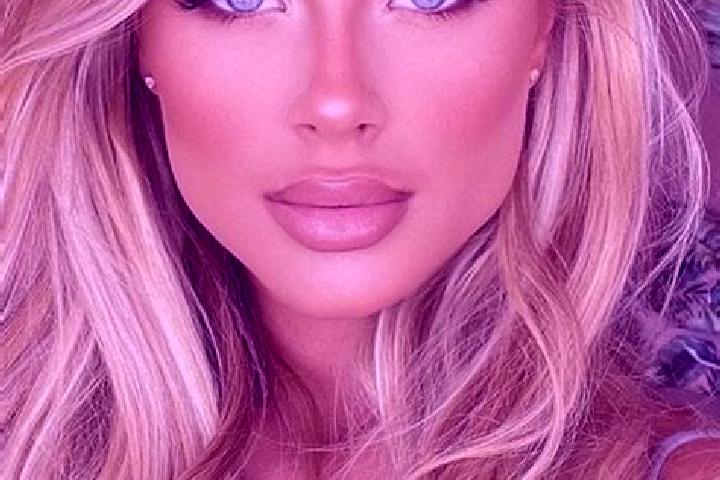 Emma, 33, a blonde blue-eyed latina companion based in Swiatniki Gorne. Offering Dinner Date, Duos. Available for incall and outcall, overnight bookings avai...