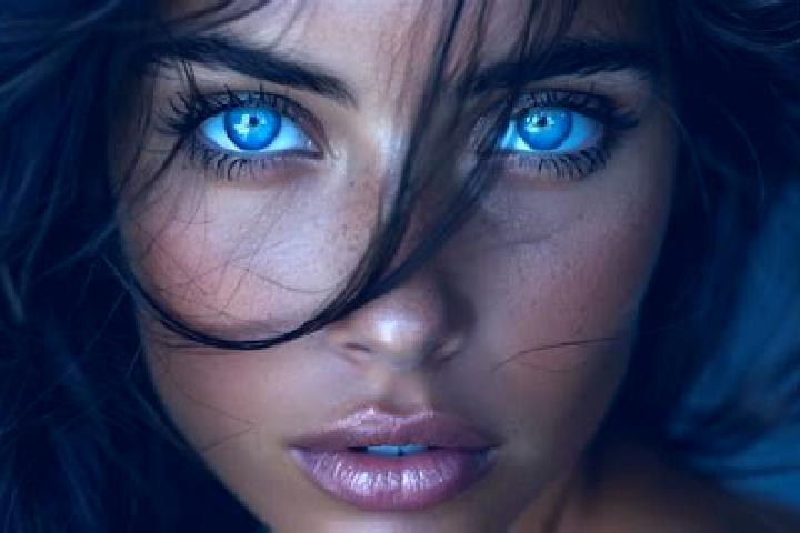 Emma, 33, a chestnut blue-eyed middle eastern companion based in Wernau. Offering CIM, Roleplay, GFE. Available for incall and outcall, day and evening dates.