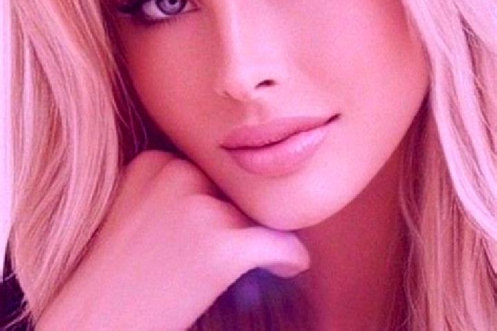 Emma, 33, a dark blonde blue-eyed caucasian companion based in Bistrinci. Offering Travel Companion, Prostate Massage, Girlfriend Experience. Available for i...