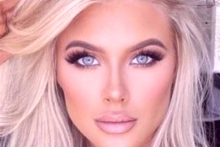 Emma, 33, a platinum blonde amber-eyed indian companion based in Goekkoey. Offering Erotic Massage, Couples, OWO. Available for incall and outcall, overnight...