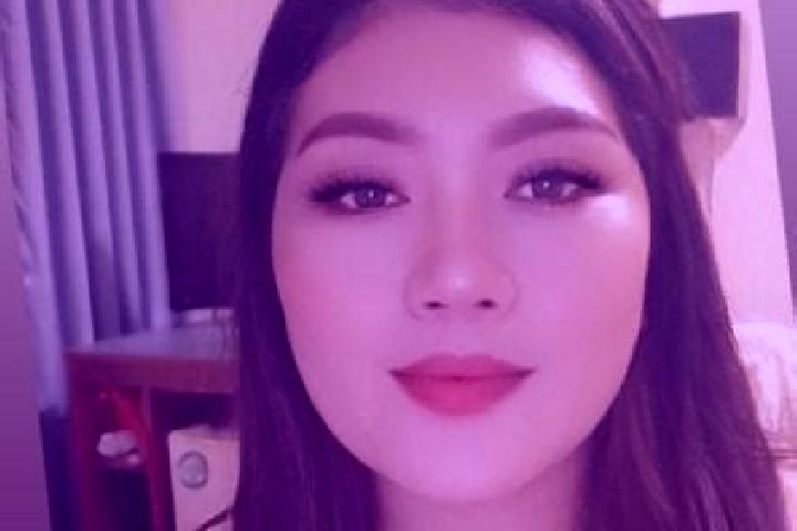 Emma, 33, a red blue-eyed slavic companion based in Sungai Koyan. Offering A-Level, Girlfriend Experience, Overnight. Available for incall and outcall, overn...