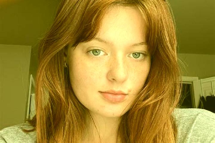 Emma, 33, a red grey-eyed latina companion based in Akcagoeze. Offering Duos, Roleplay, Travel Companion, A-Level. Available for incall and outcall, overnigh...