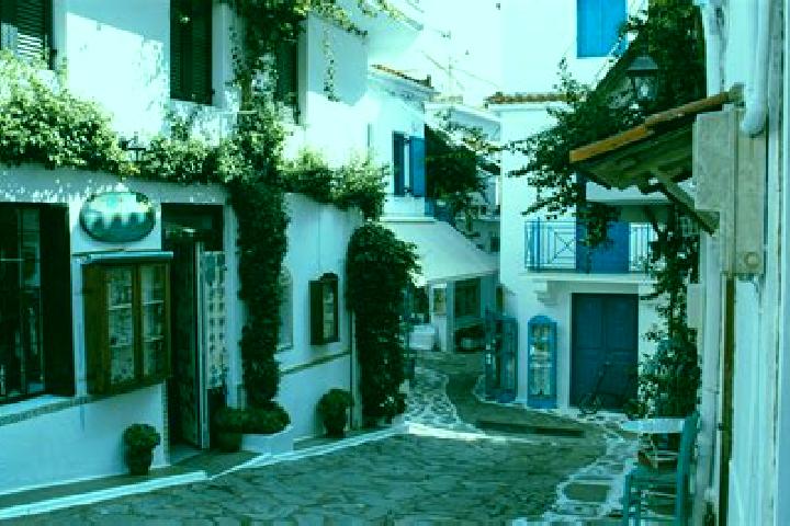 Emma, 33 — Escort in Cholargos, Greece