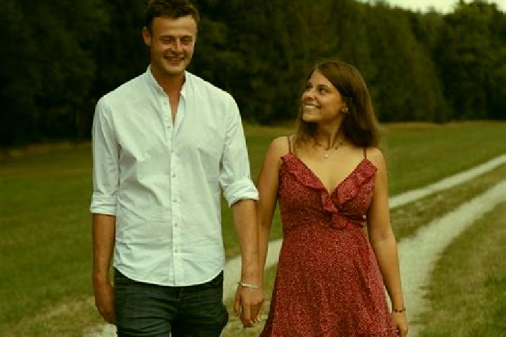Emma, 33 — Escort in Halsbach, Germany