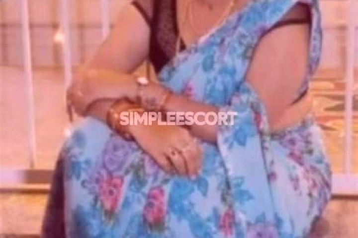 Emma, 33 — Escort in Kukatpally, India