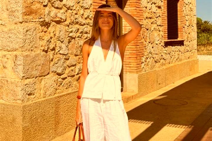 Emma, 33 — Escort in Pueyo de Santa Cruz, Spain