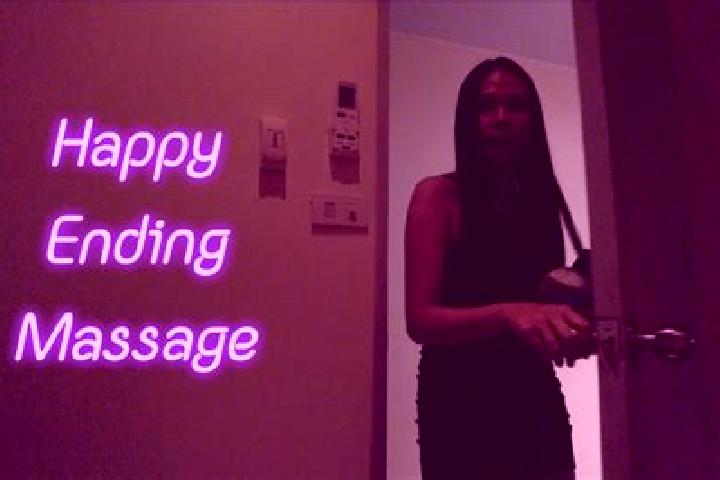 Emma, 34, a auburn amber-eyed latina companion based in Gorzyce. Offering Party Girl, Erotic Massage. Available for incall and outcall, day and evening dates.