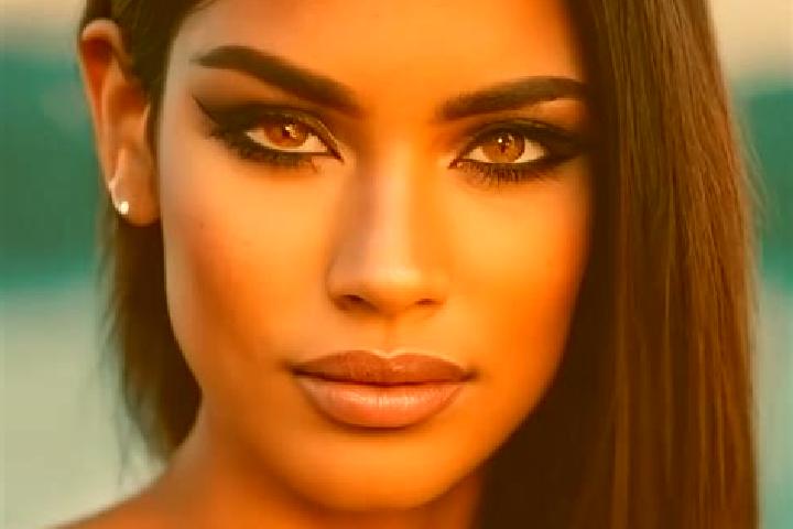 Emma, 34, a black amber-eyed latina companion based in Khawhai. Offering Travel Companion, BDSM, GFE, Massage. Available for incall and outcall, overnight bo...