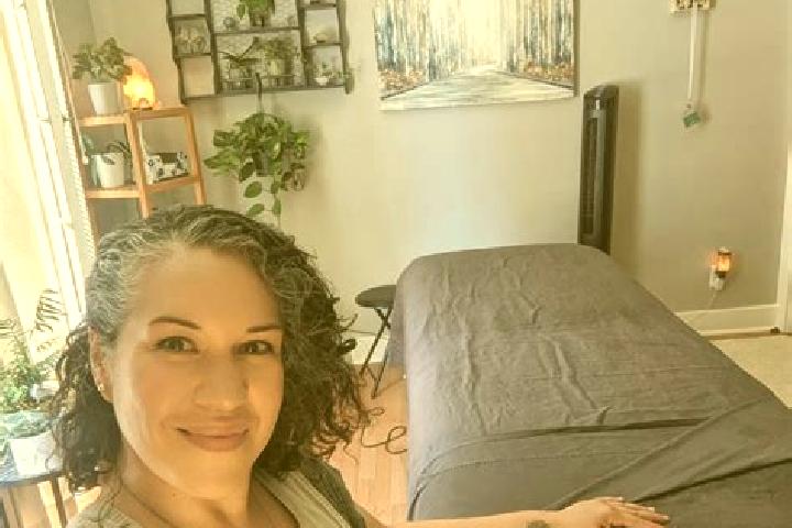 Emma, 34, a black brown-eyed european companion based in Doctor Rodulfo Figueroa (Tierra Blanca). Offering Roleplay, Massage, 69, GFE, CIM. Available for inc...