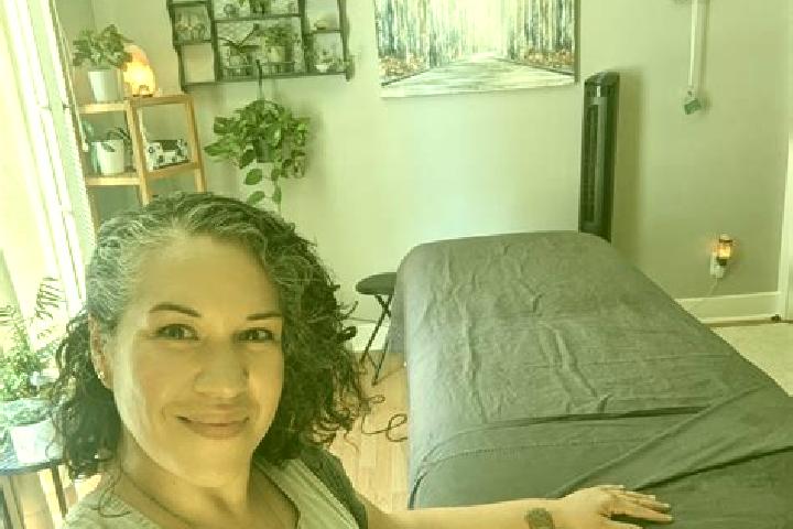 Emma, 34, a brunette dark-eyed ebony companion based in Clifton Forge. Offering 69, Massage, OWO. Available for incall and outcall, day and evening dates.